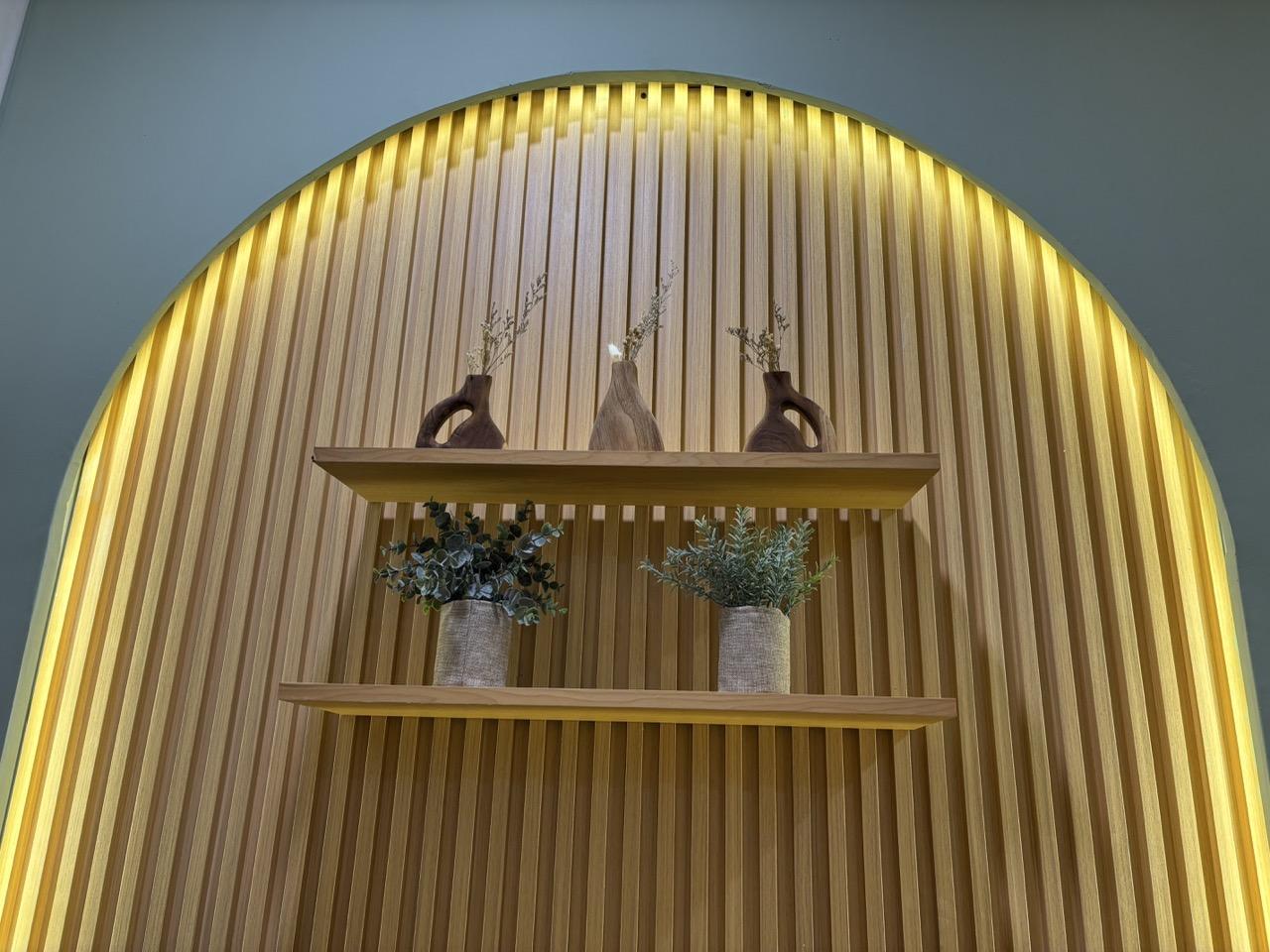 Waiting area decor detail
